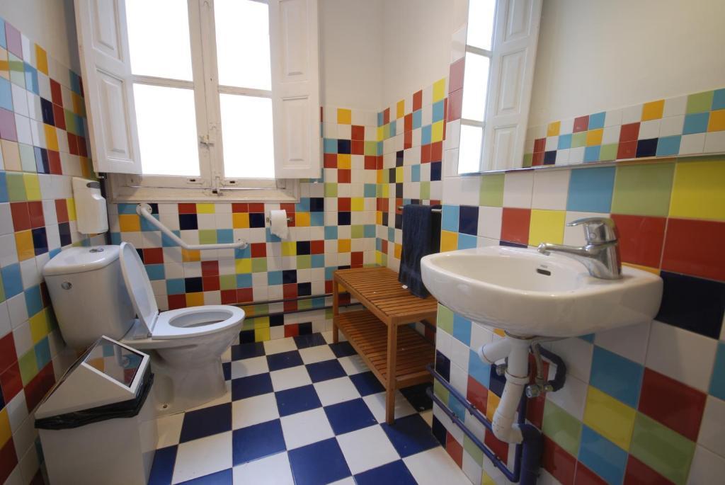 Red Nest Hostel فالنسيا المظهر الخارجي الصورة