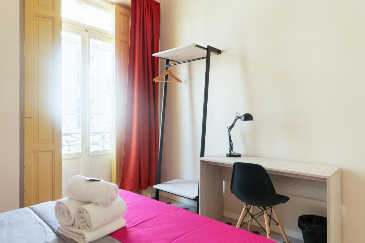 Red Nest Hostel فالنسيا المظهر الخارجي الصورة